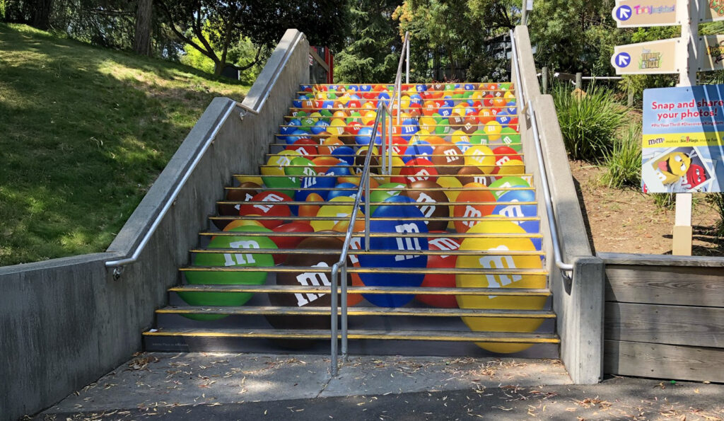 M&MStairRisersSixFlags 21907 (10) (1)